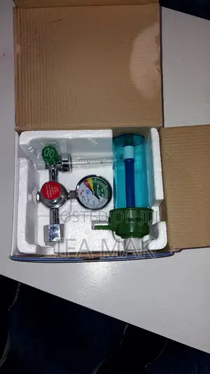 Oxygen Regulator Brand New (የኦክሲጅን መቆጣጠሪያ ጌጅ ወይም ሬጉሌተር)