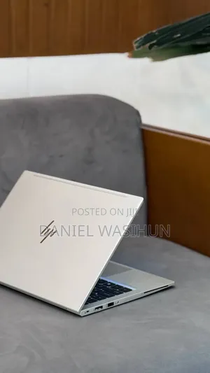 New Laptop HP 16GB Intel Core I7 SSD 512GB