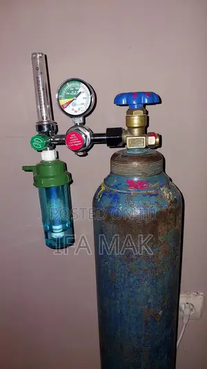 Oxygen Cylinder - 12 Litter - Portable (ተንቀሳቃሽ ኦክሲጅን ሲሊንድር)