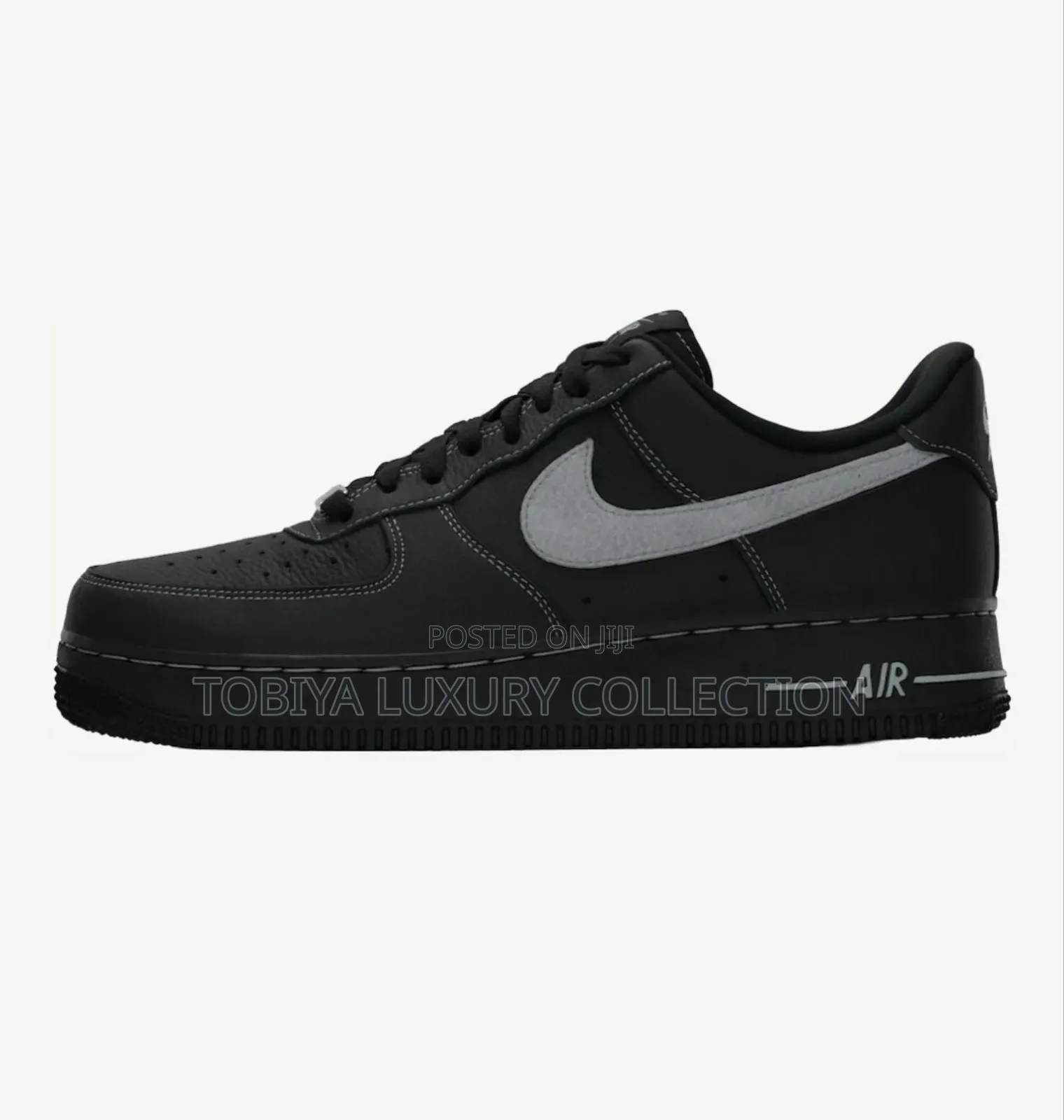 Nike Sportswear Sneakers 'Air Force 1 '07 Lv8' in Black 34.
