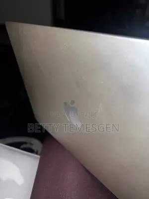 New Laptop Apple MacBook Air 2025 M4 13-Inch 16GB Apple M4 SSD 256GB