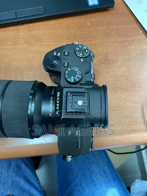 Sony A7iii Body + Sigma 19mm Lensy + Sigma 19mm Lens 2.8f