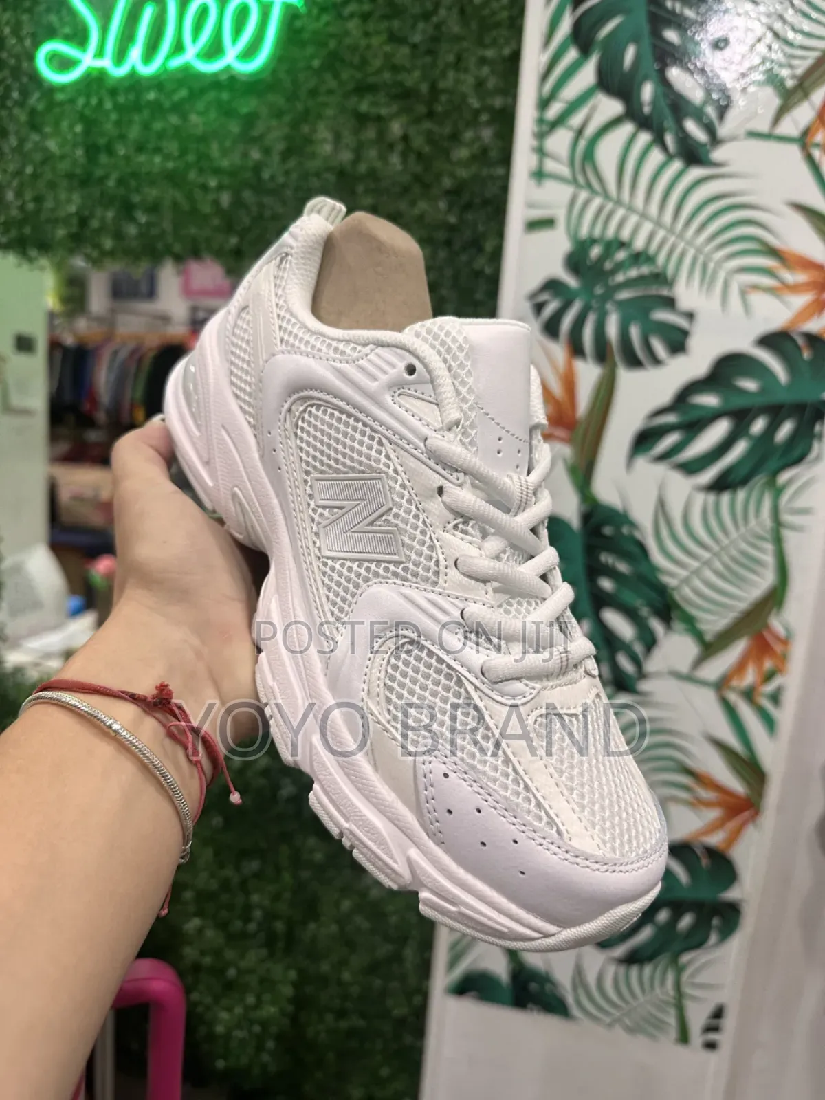 New Arrival New Balance 530 Triple White Fashion Sneaker