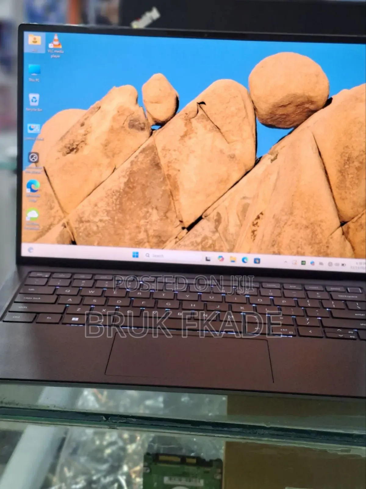 New Laptop Dell Precision 5470 32GB Intel Core I9 SSD 512GB