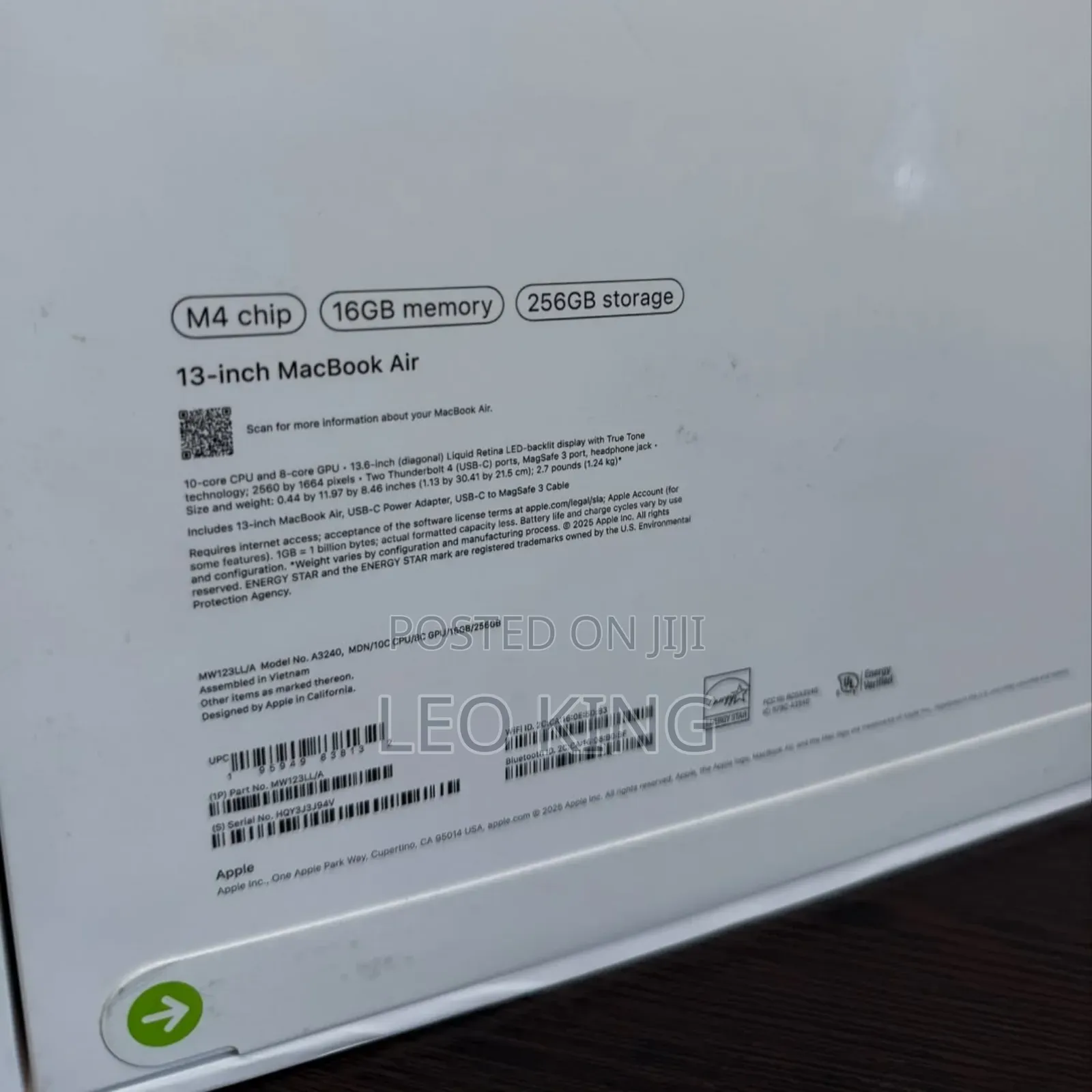 New Laptop Apple MacBook Air 2025 M4 13-inch 16GB Intel SSD 256GB