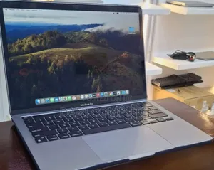 New Laptop Apple MacBook Pro M1 8GB Apple M1 Pro SSD 512GB