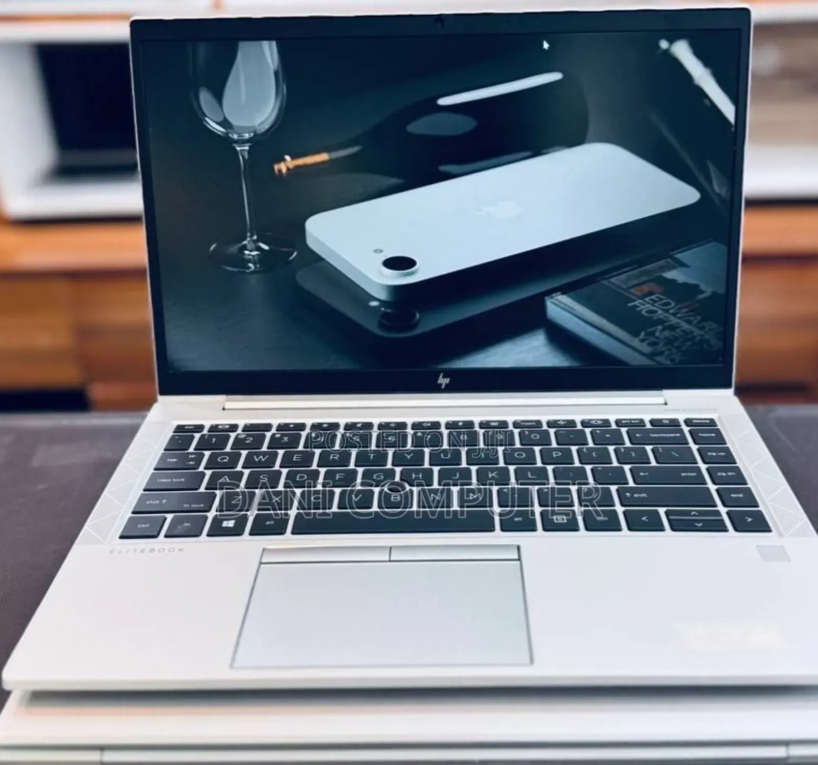 New Laptop HP EliteBook 840 G7 8GB Intel Core I5 SSD 512GB