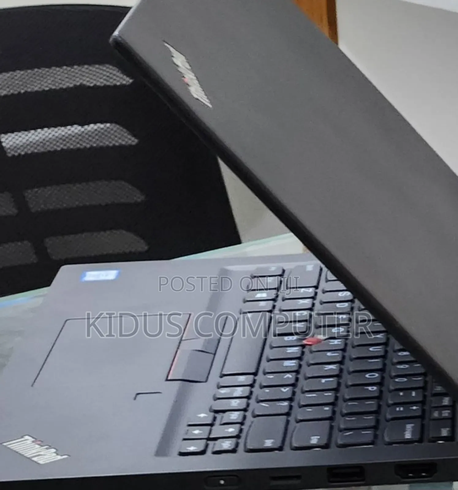 New Laptop Lenovo ThinkPad Yoga 8GB Intel Core I5 SSD 512GB