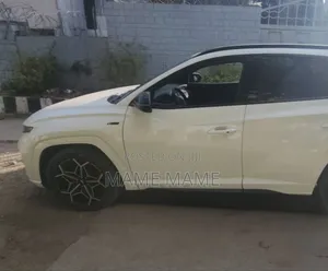 Hyundai Tucson 2022 White