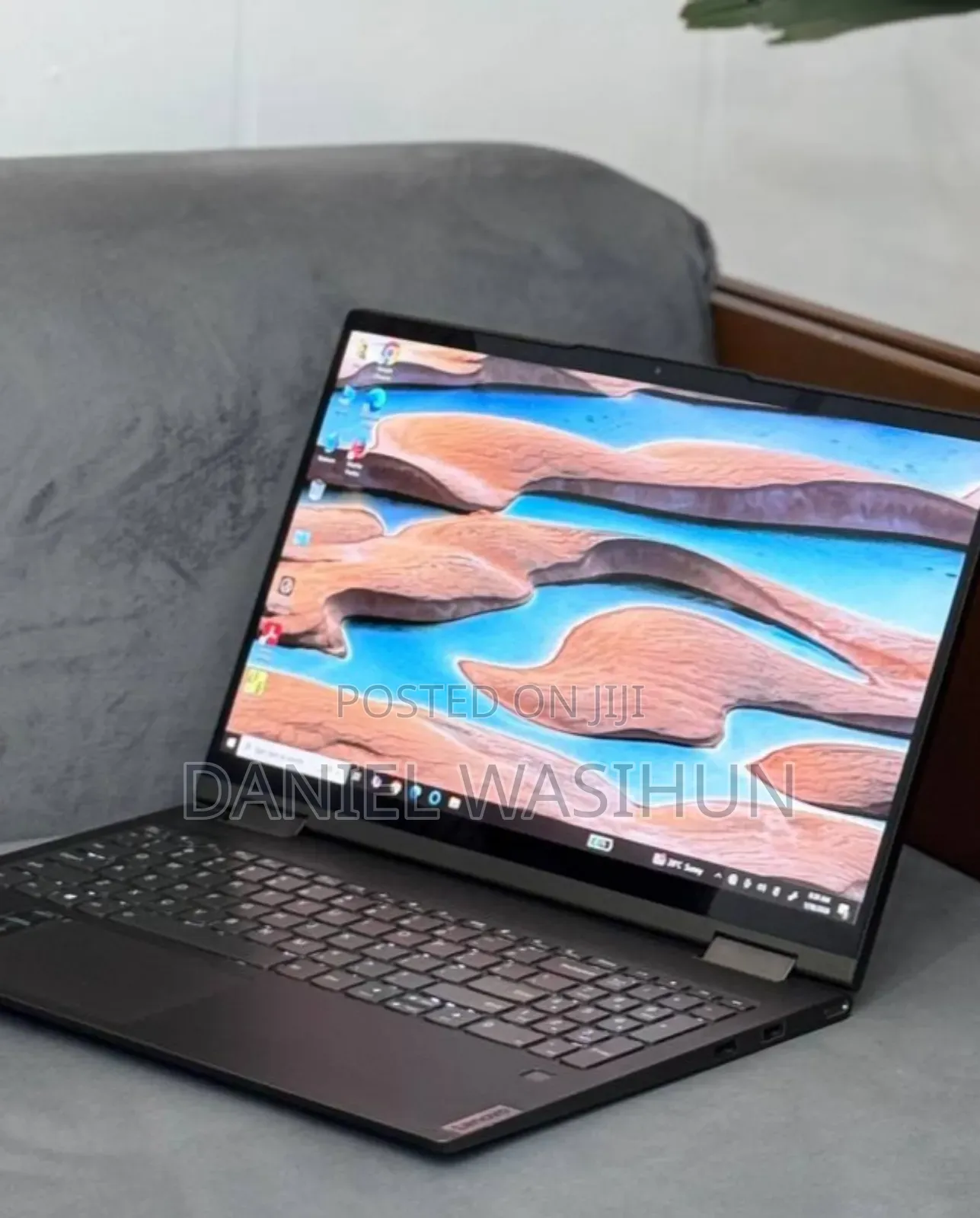 New Laptop Lenovo Yoga 7i 12GB Intel Core I7 SSD 512GB