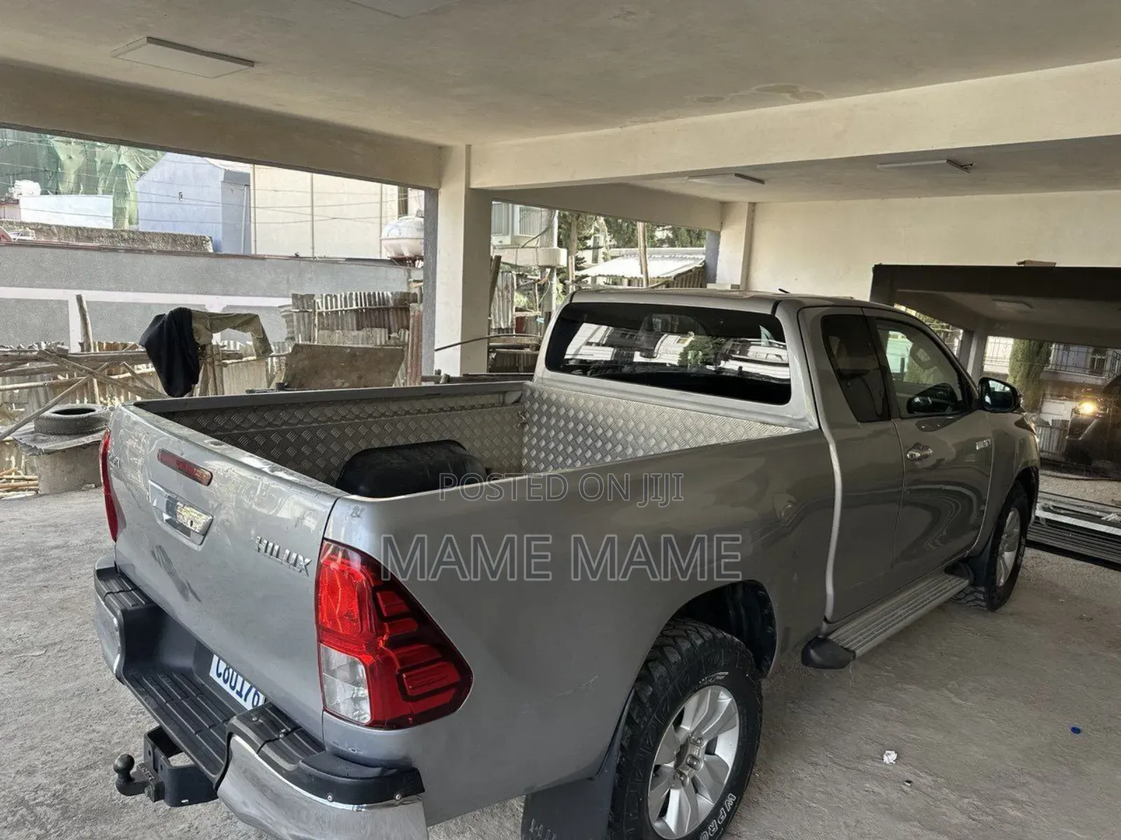 Toyota Hilux 2019 Silver