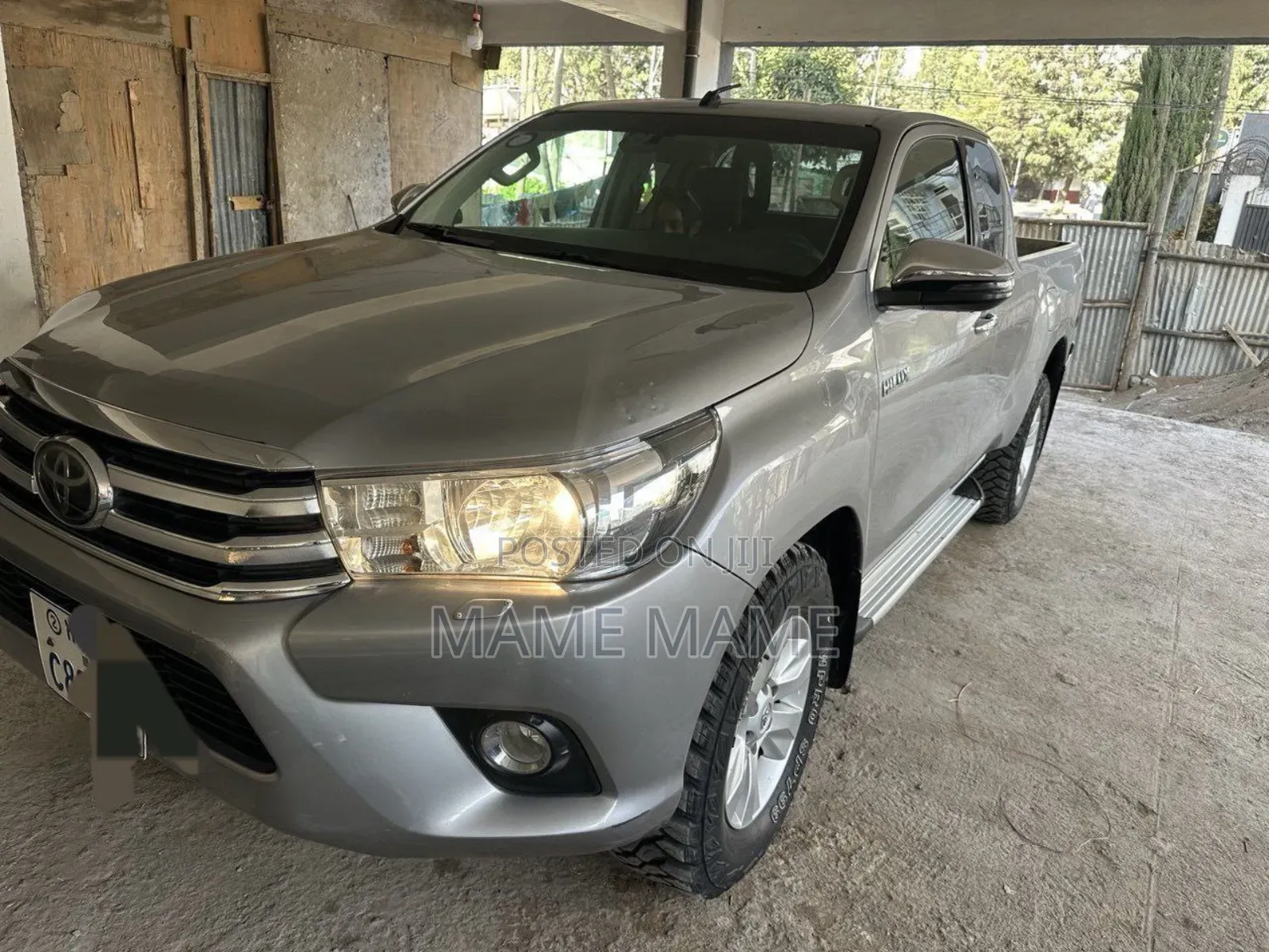 Toyota Hilux 2019 Silver
