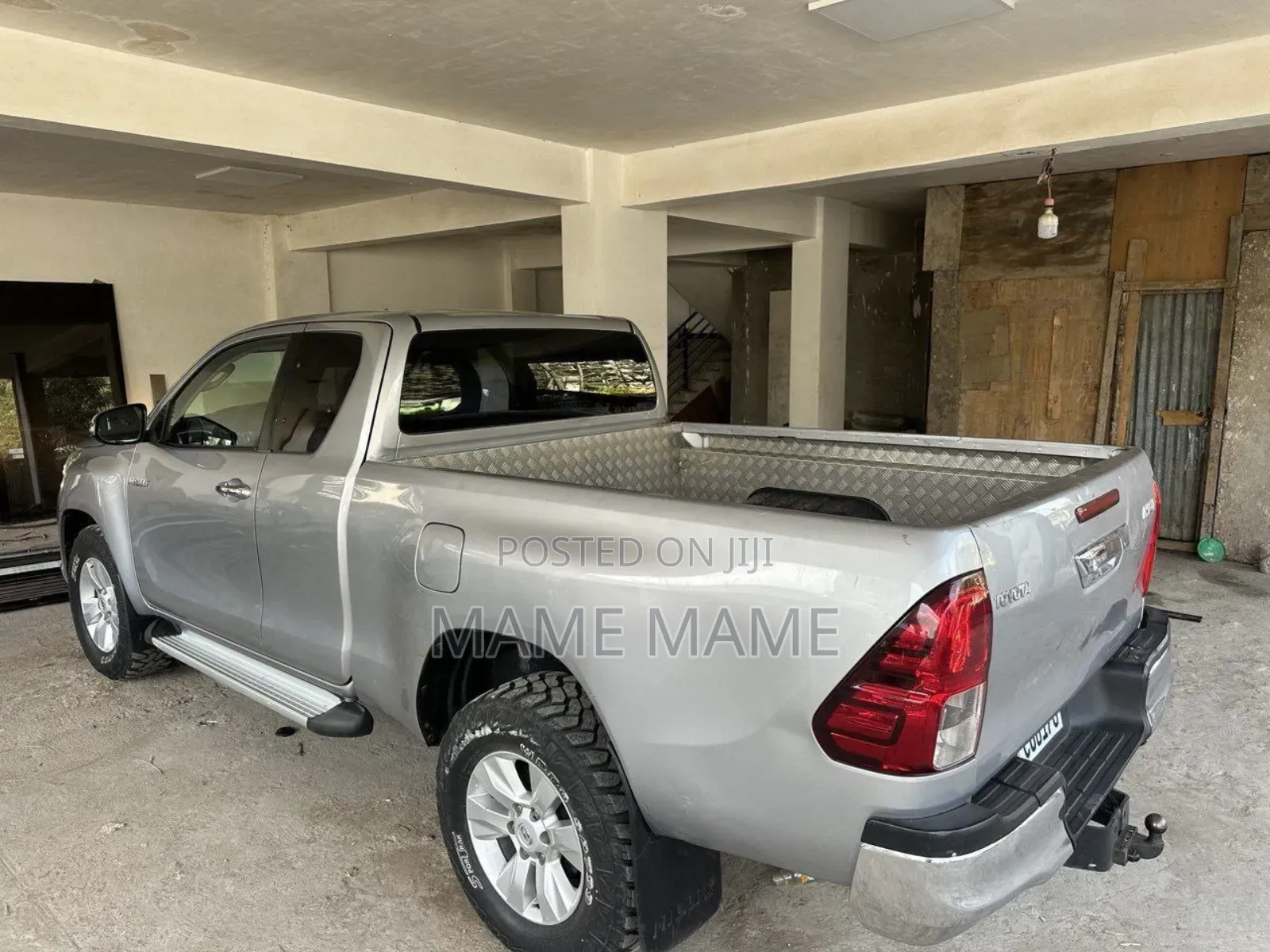 Toyota Hilux 2019 Silver