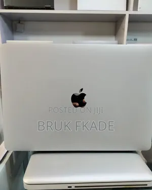 New Laptop Apple MacBook Pro M1 16GB Apple M1 Pro SSD 512GB