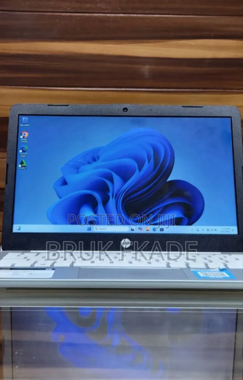 New Laptop HP Stream Notebook 4GB Intel Core I7 SSD 640GB