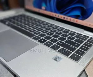 New Laptop HP EliteBook 1040 G8 16GB Intel Core I7 SSD 512GB