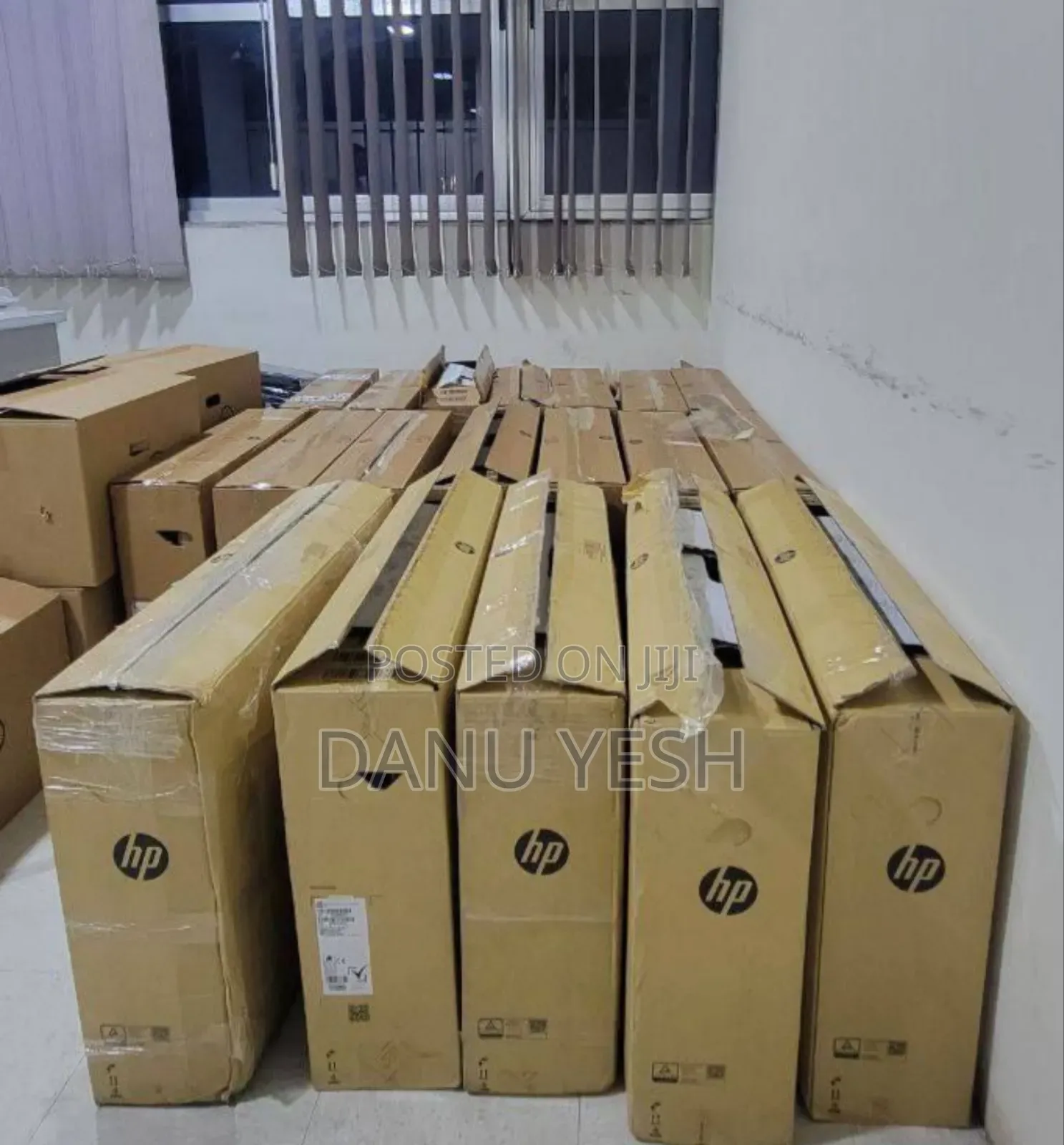 New Laptop HP OmniStudio X All-in-One 8GB Intel Core I5 SSD 512GB