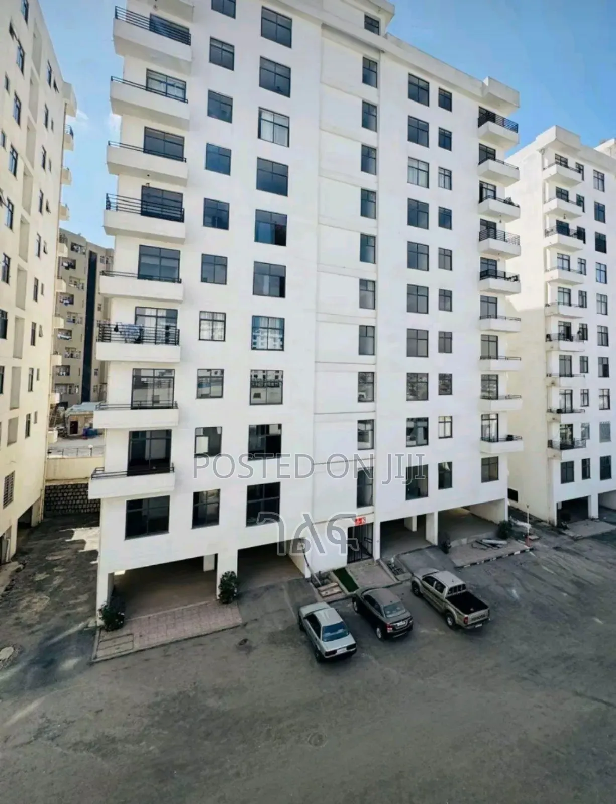 2bdrm Apartment in ሰሚት: ጊዮርጊስ ° ኖህ ግቢ, Bole for sale