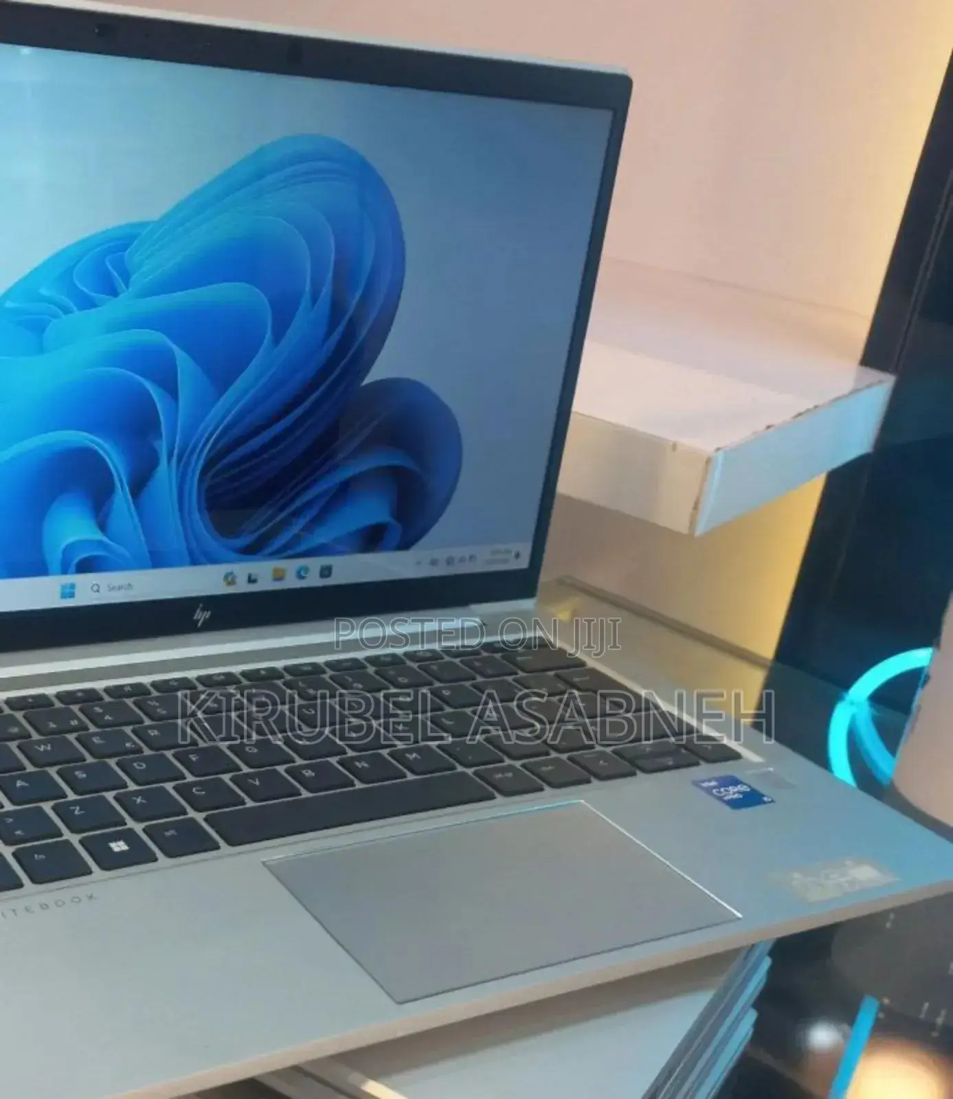 New Laptop HP EliteBook 840 G8 16GB Intel Core I7 SSD 512GB