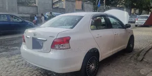 Toyota Yaris 2007 White