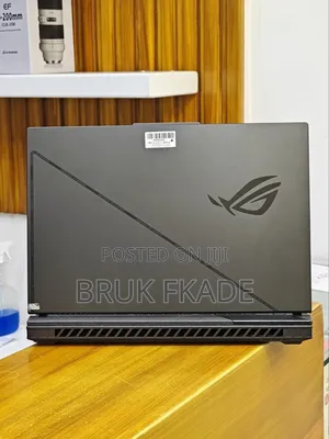 New Laptop Asus ROG Strix G15 16GB Intel Core I9 SSD 1T