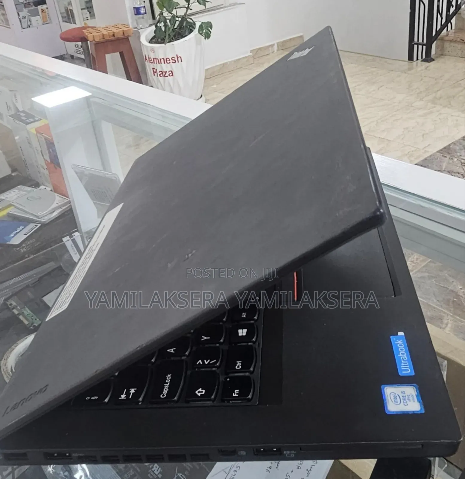 New Laptop Lenovo ThinkPad Yoga 8GB Intel Core I5 SSD 500GB