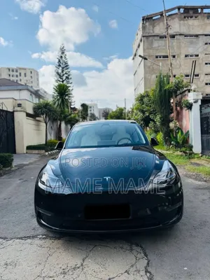 Tesla Model Y 2022 Black