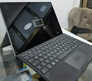 New Laptop Microsoft Surface Pro 7 8GB Intel Core i7 SSD 128GB