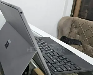 New Laptop Microsoft Surface Pro 7 8GB Intel Core i7 SSD 128GB