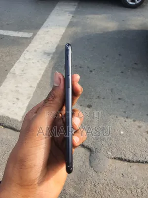 Apple iPhone 7 32 GB Black