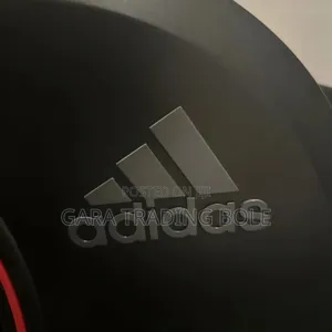 ያለባራትም ሚሰራ Adidas