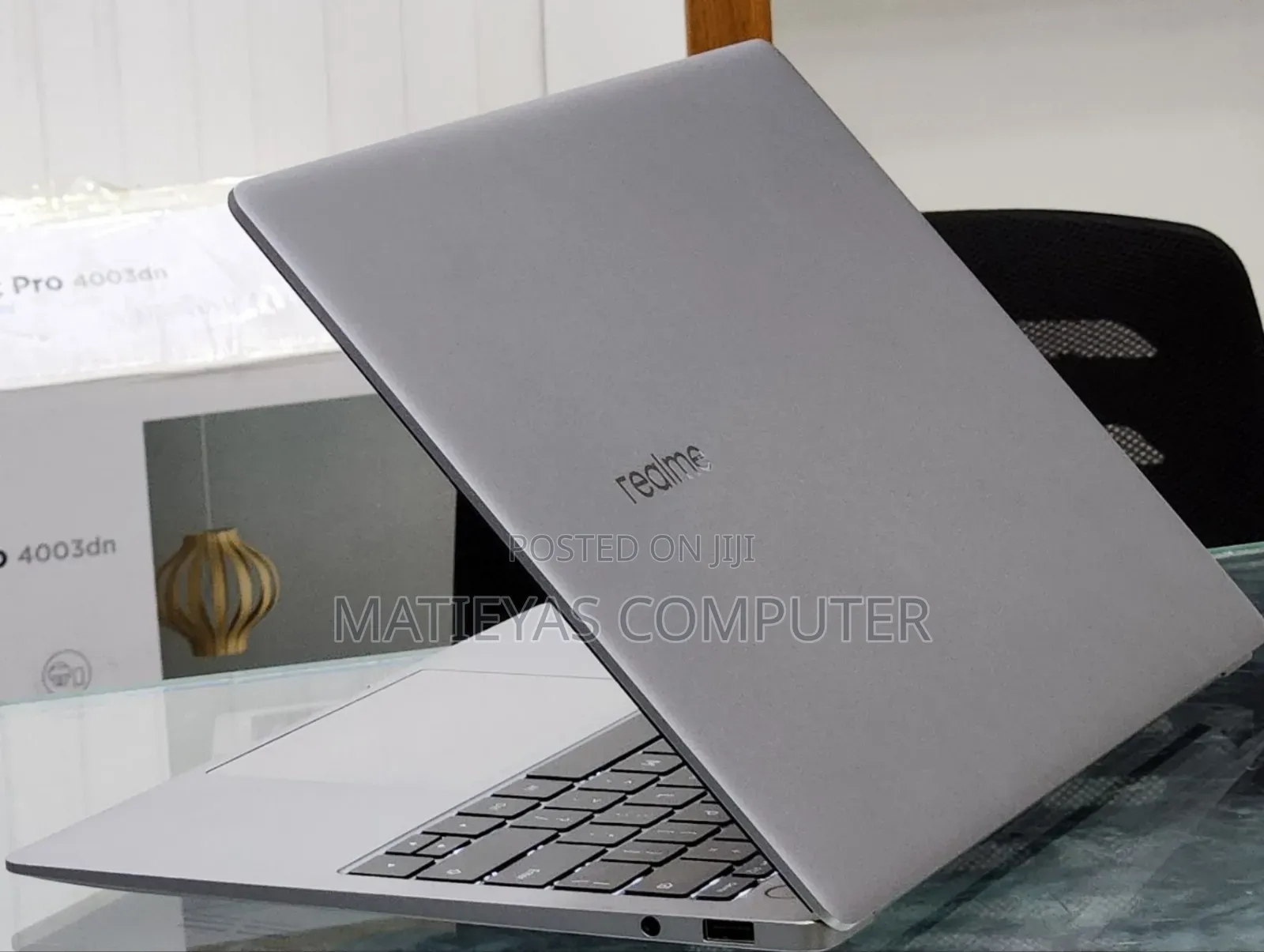New Laptop 8GB Intel Core i5 SSD 512GB