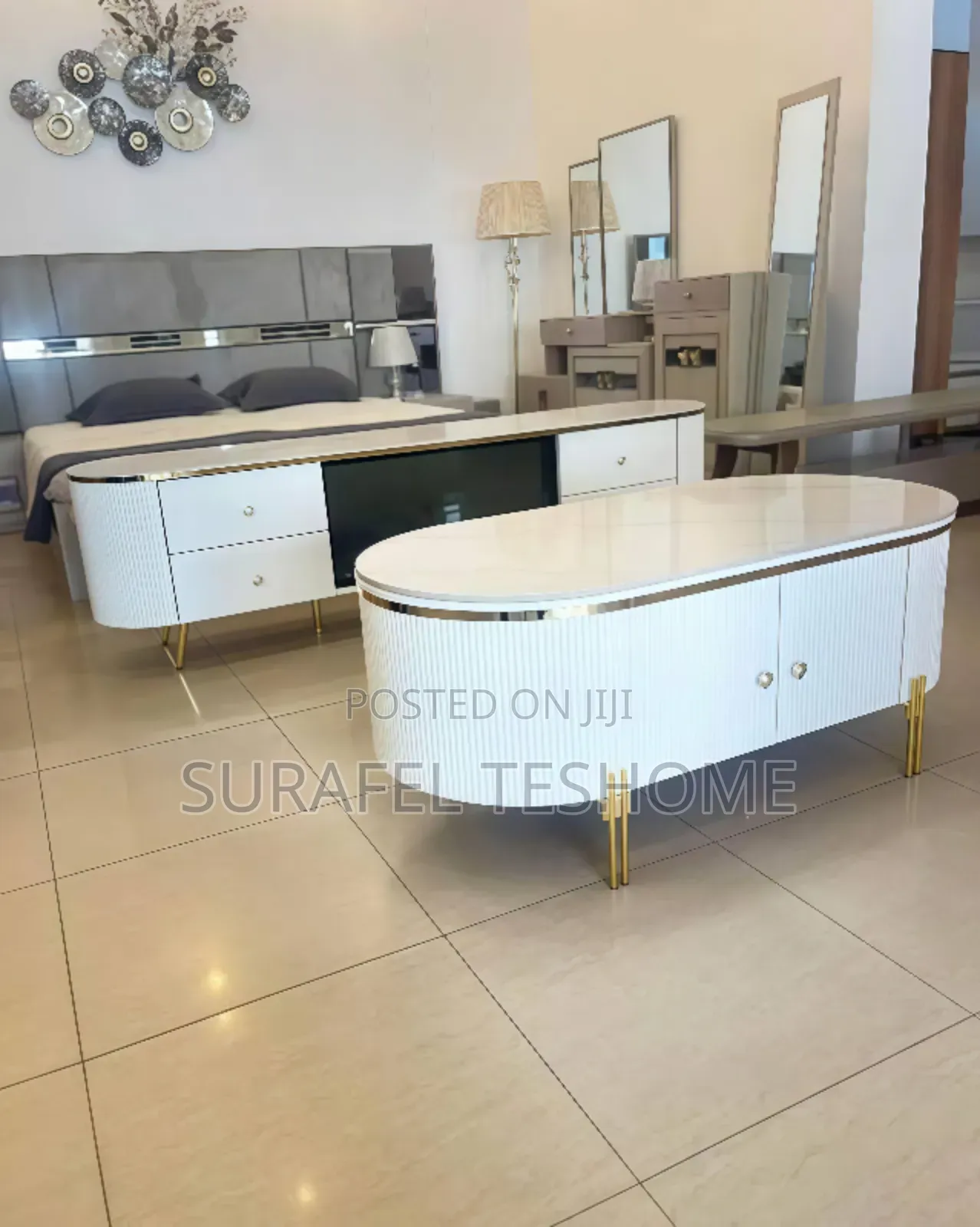 ማራኪ ሴንተር ጠረጴዛዎች | Epoxy-Made Center Tables
