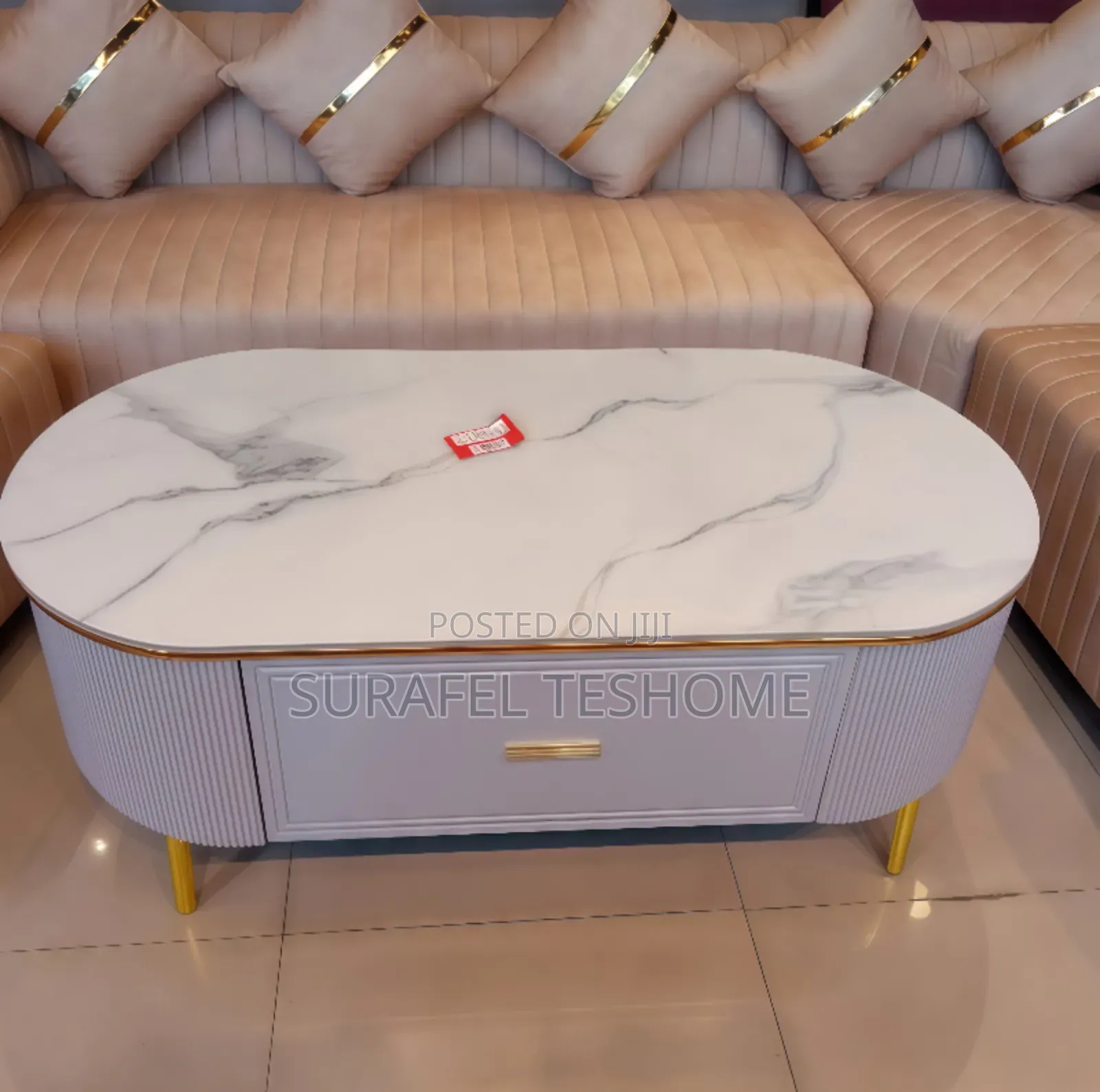 ማራኪ ሴንተር ጠረጴዛዎች | Epoxy-Made Center Tables