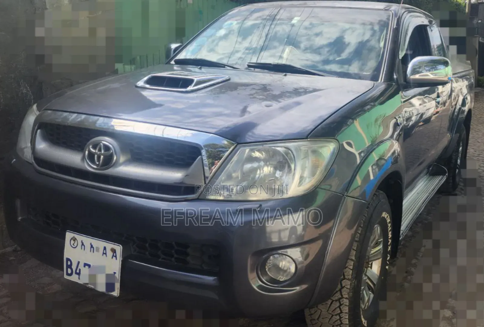 Toyota Hilux 2011 Gray