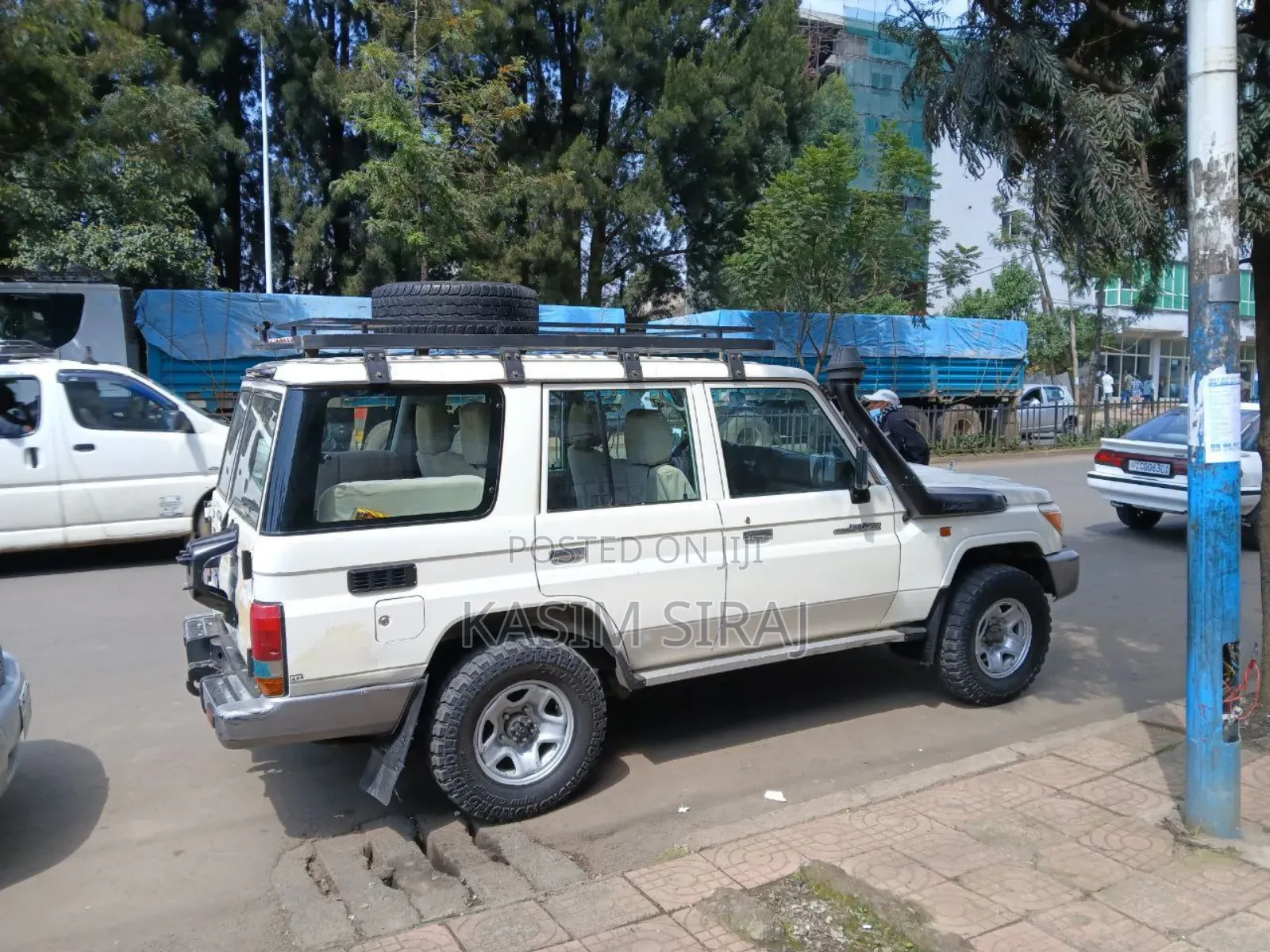Toyota Land Cruiser 4.5 V8 DLX 2014 White