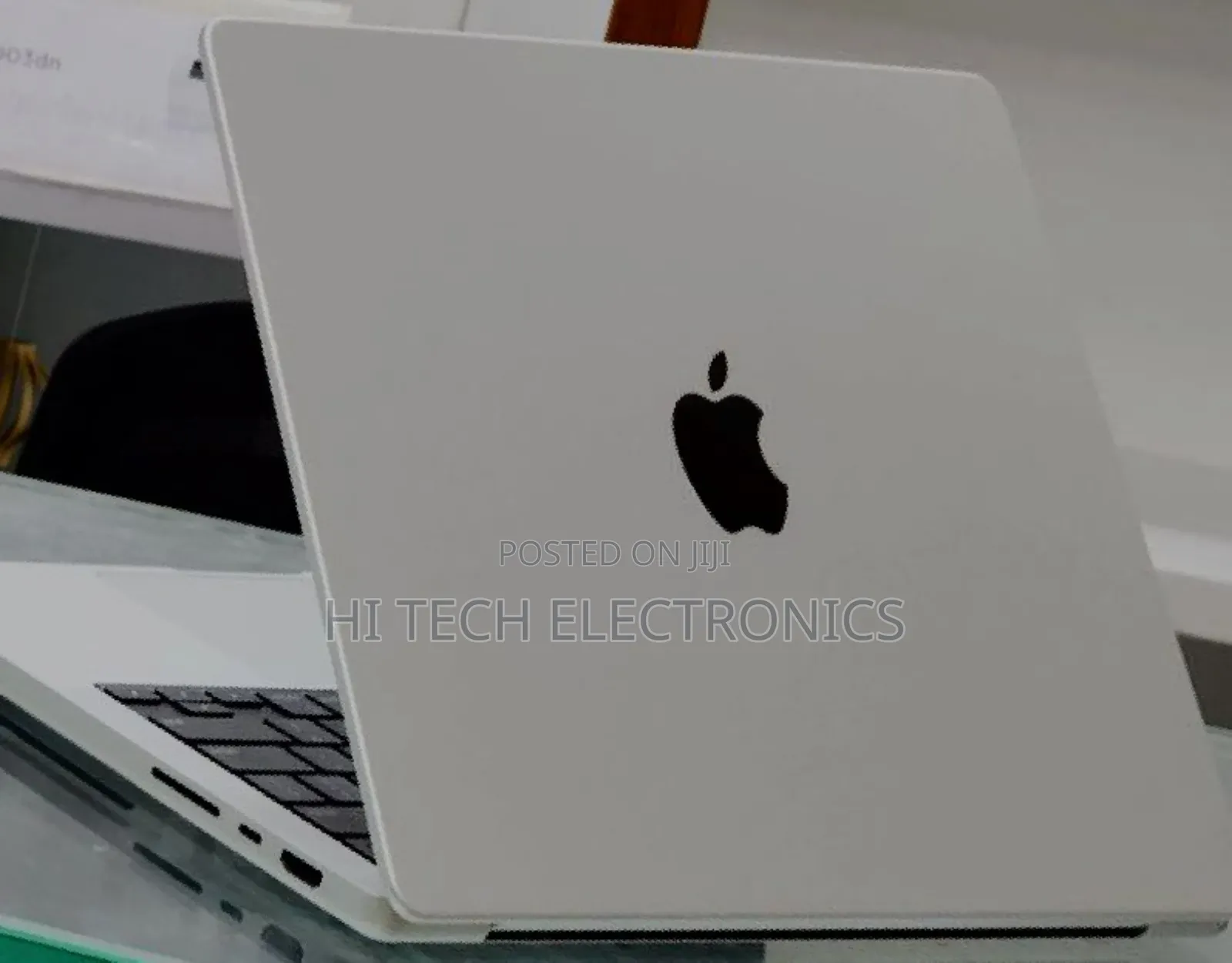 New Laptop Apple MacBook Pro 16GB Intel Core M SSD 512GB