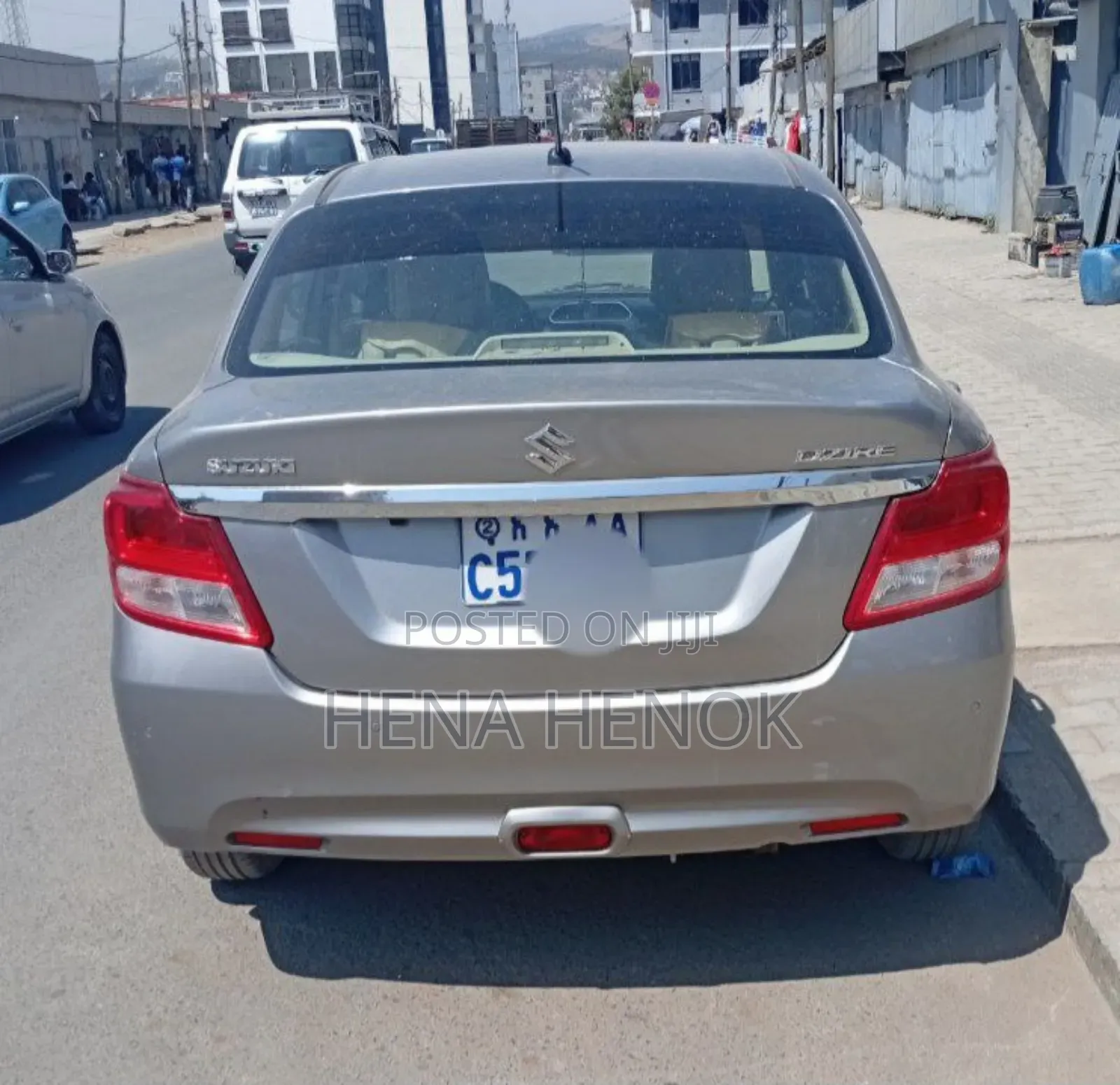 Suzuki Dzire 2023 Silver