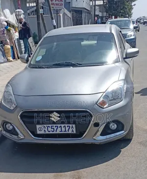 Suzuki Dzire 2023 Silver