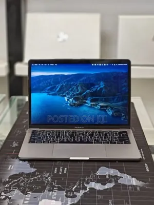 New Laptop Apple MacBook Pro 2016 16GB Intel Core I7 SSD 512GB