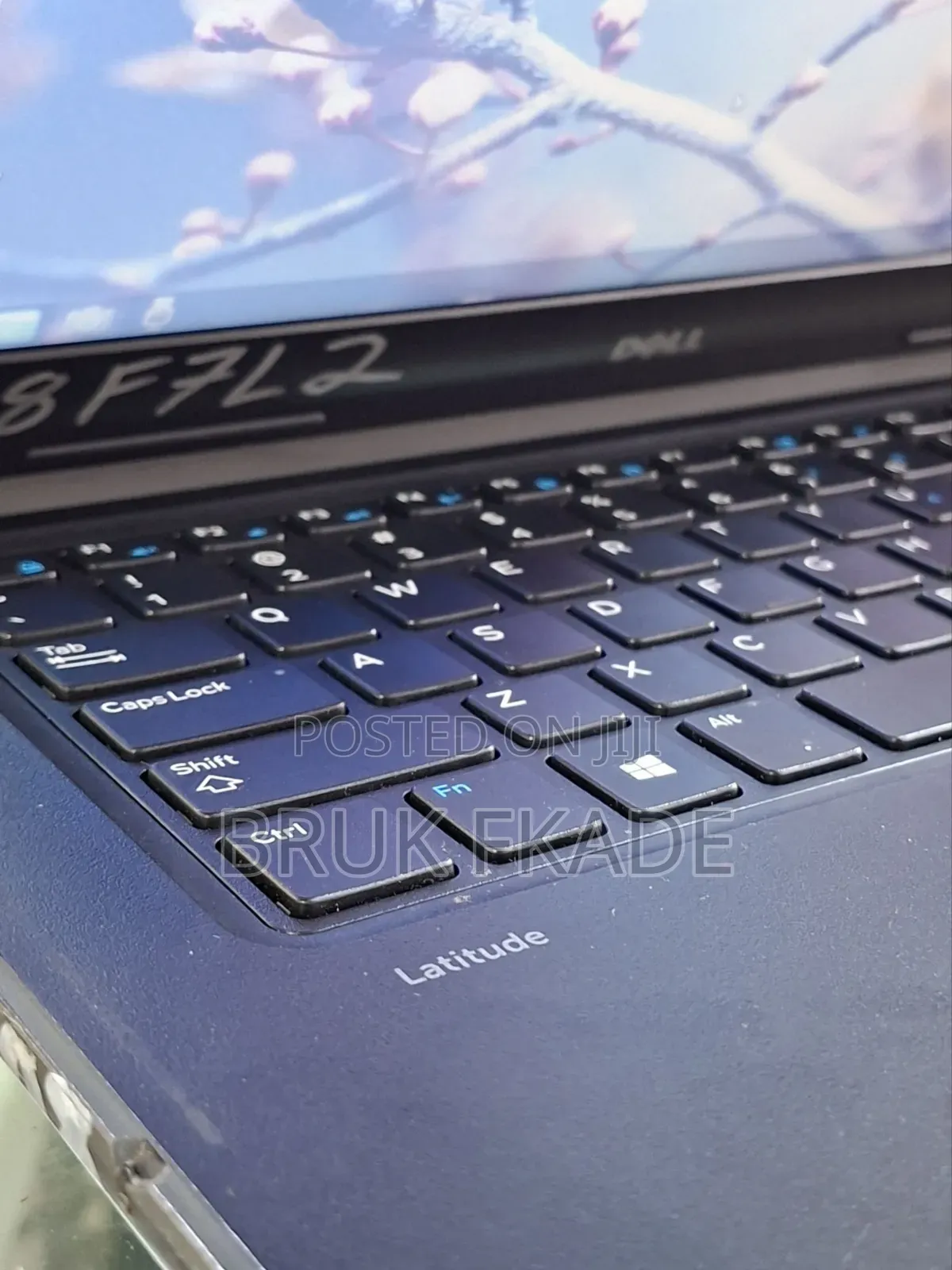 New Laptop Dell Latitude 3380 8GB Intel Core I5 SSD 256GB