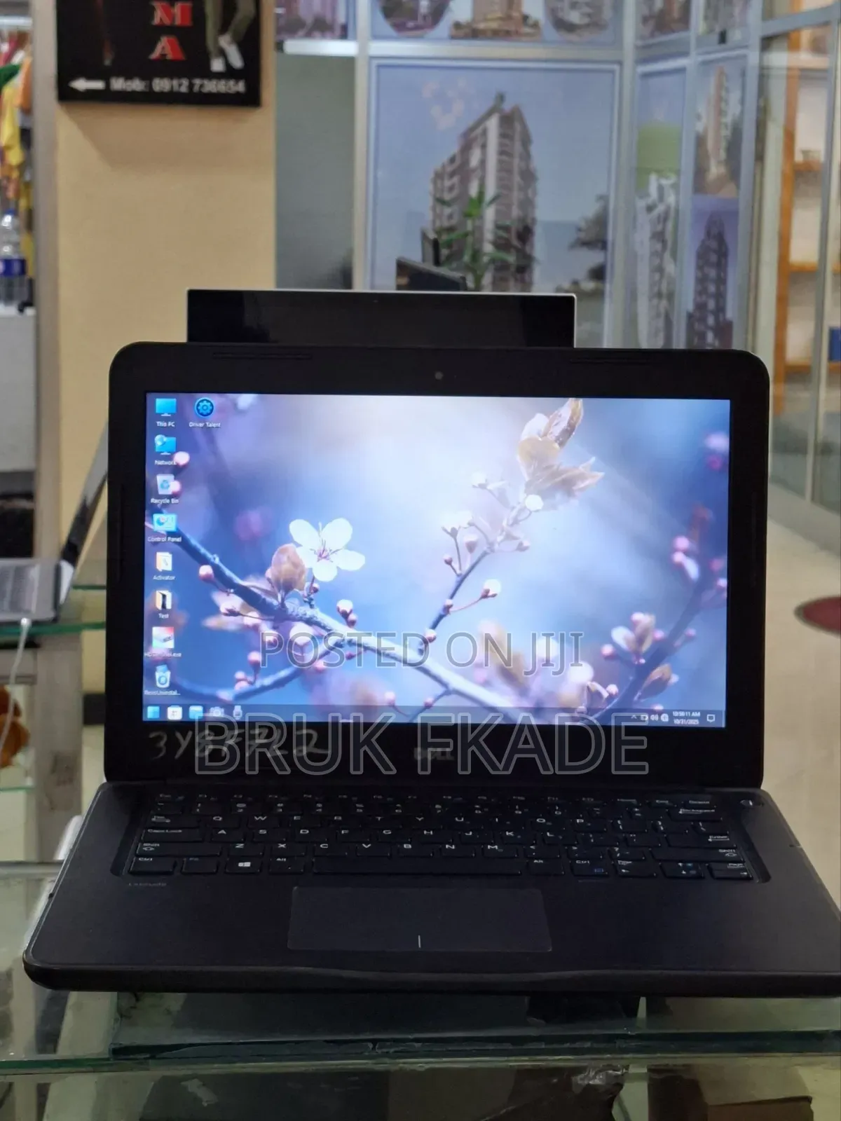 New Laptop Dell Latitude 3380 8GB Intel Core I5 SSD 256GB