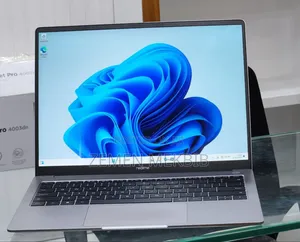 New Laptop 8GB Intel Core I5 SSD 512GB