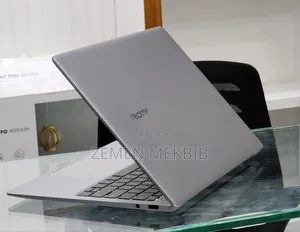 New Laptop 8GB Intel Core I5 SSD 512GB