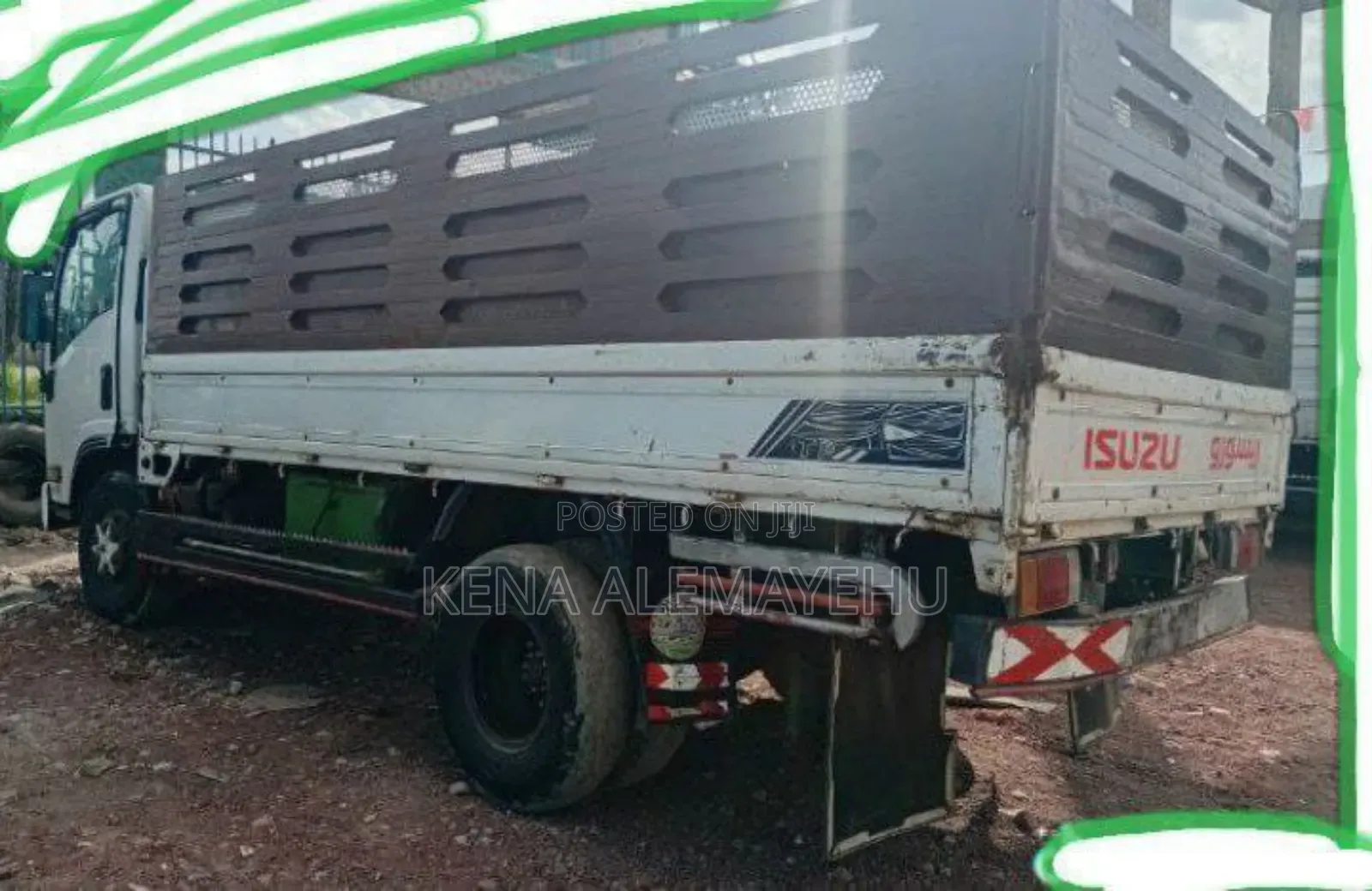 Isuzu Elf Truck 2015 Brown