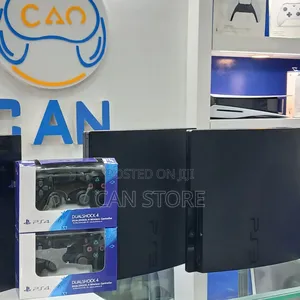 Playstation 3 (3 Slim Model) With 2controller ቶሎ ዉሰዱ