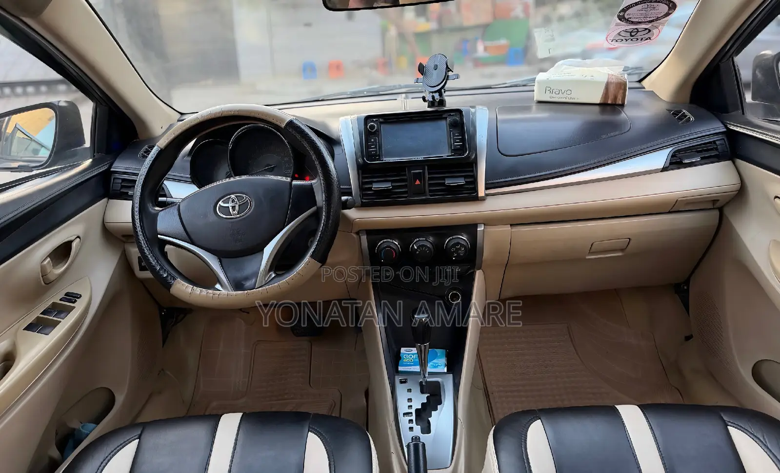 Toyota Yaris 2015 Gray