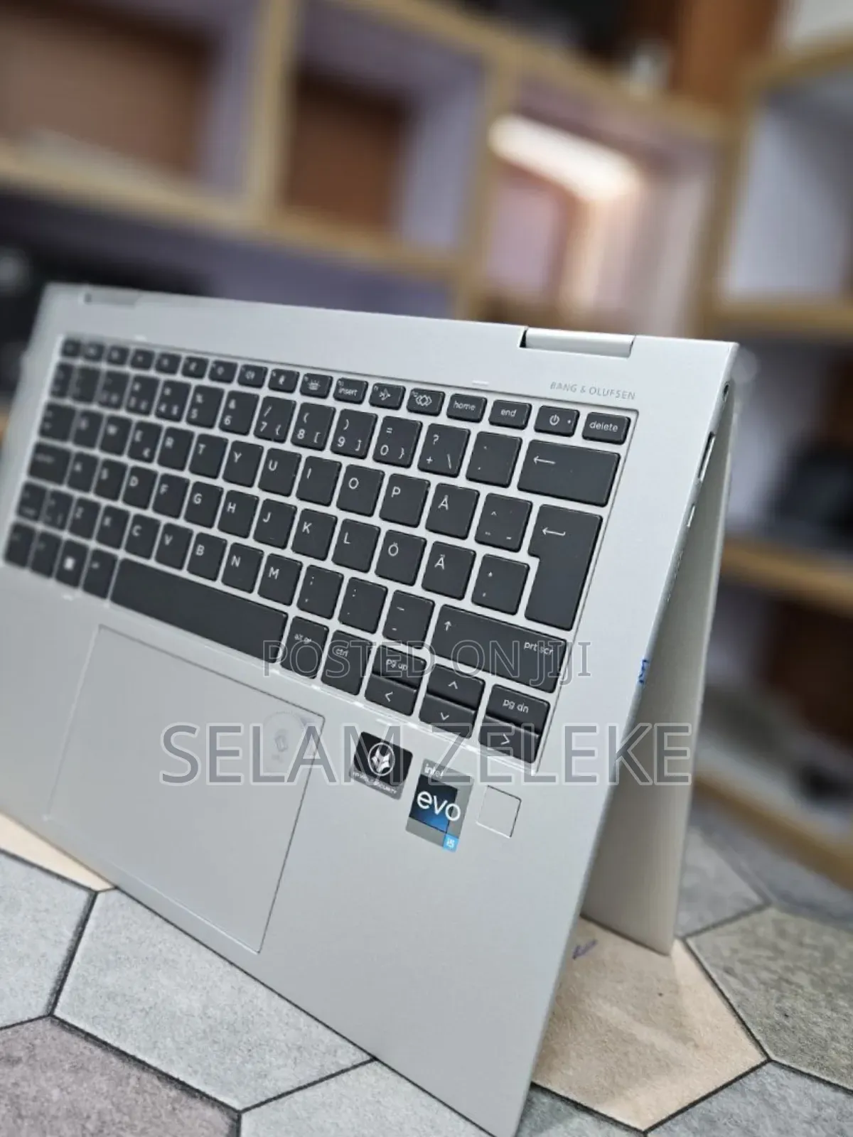 New Laptop HP EliteBook X360 1040 G9 16GB Intel Core 7 SSD 512GB