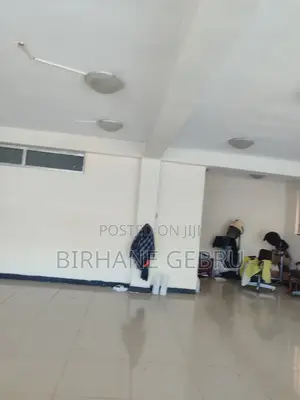 Space Rent for Beuty Salon Spa and Other