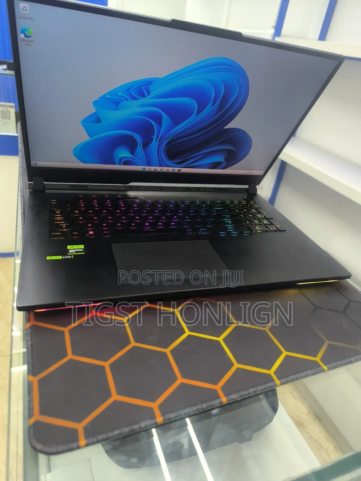 New Laptop Asus ROG Strix G17 16GB AMD Ryzen 9 SSD 1T